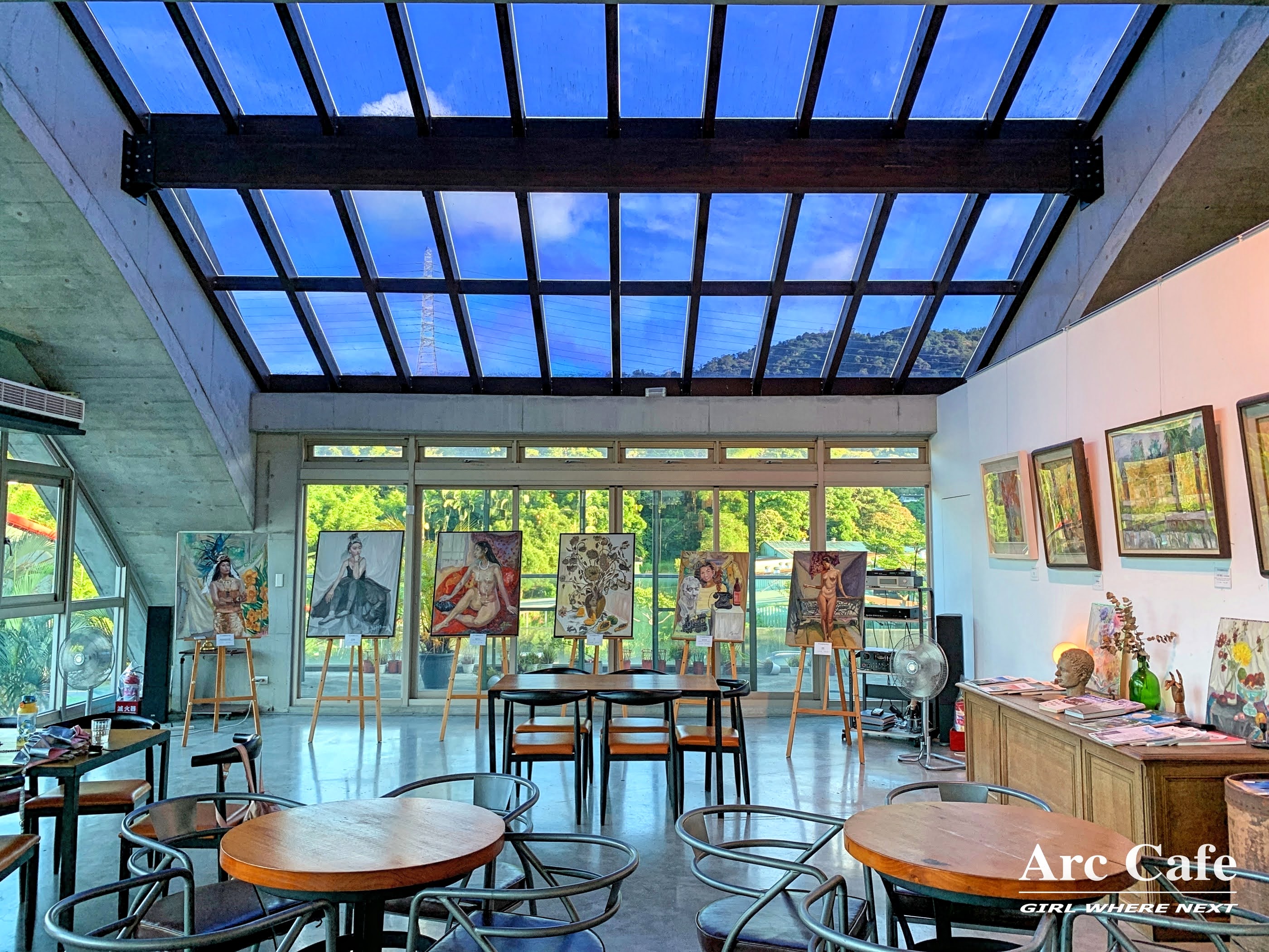 Arc cafe
